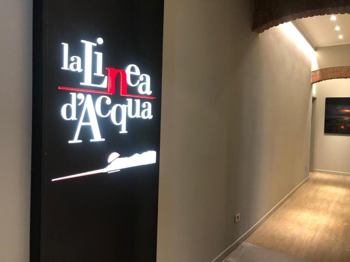 La Linea D’acqua *